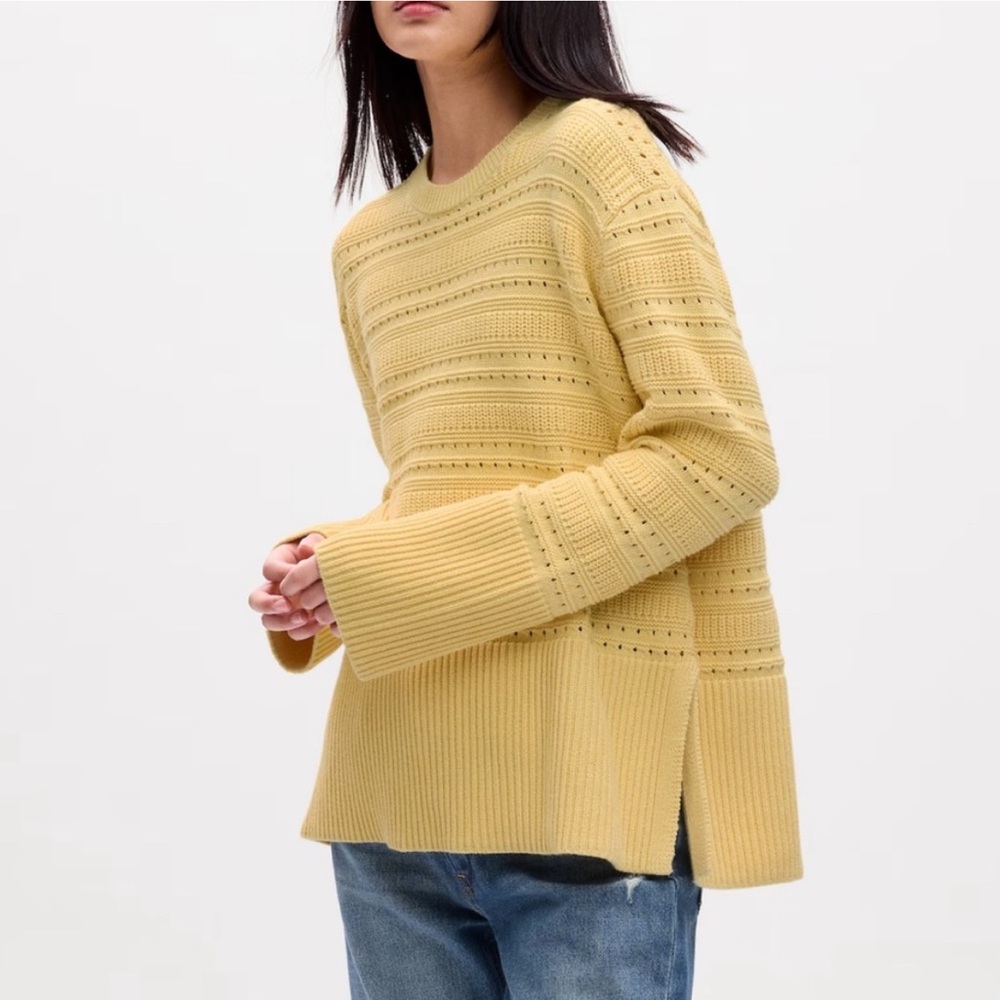 Yellow cotton sweater